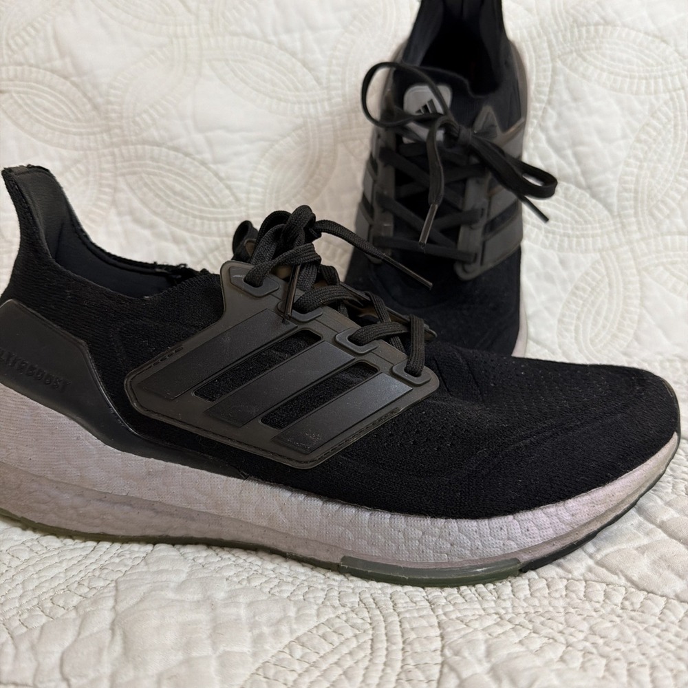 Adidas UltraBoost 21 Core Black‎ Oxide Primeblue Running Shoes Women's Size 9